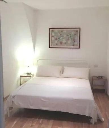 Ibiscus アパート *