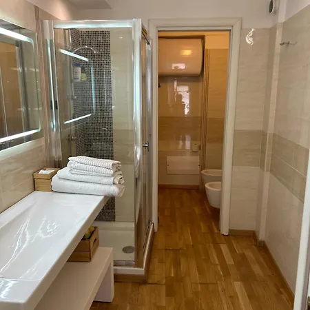 アパート Ibiscus カリアリ